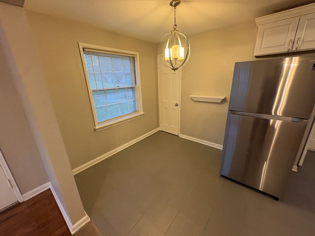 1928 Vinita Dr - Photo 3 of 7
