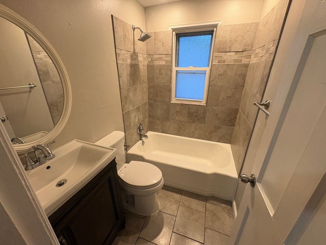 1928 Vinita Dr - Photo 5 of 7