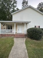 featured image of 112 Country Town Dr