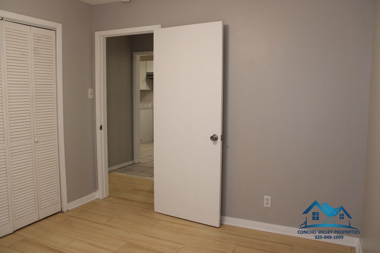 2492 Baylor Ave - Photo 7 of 15