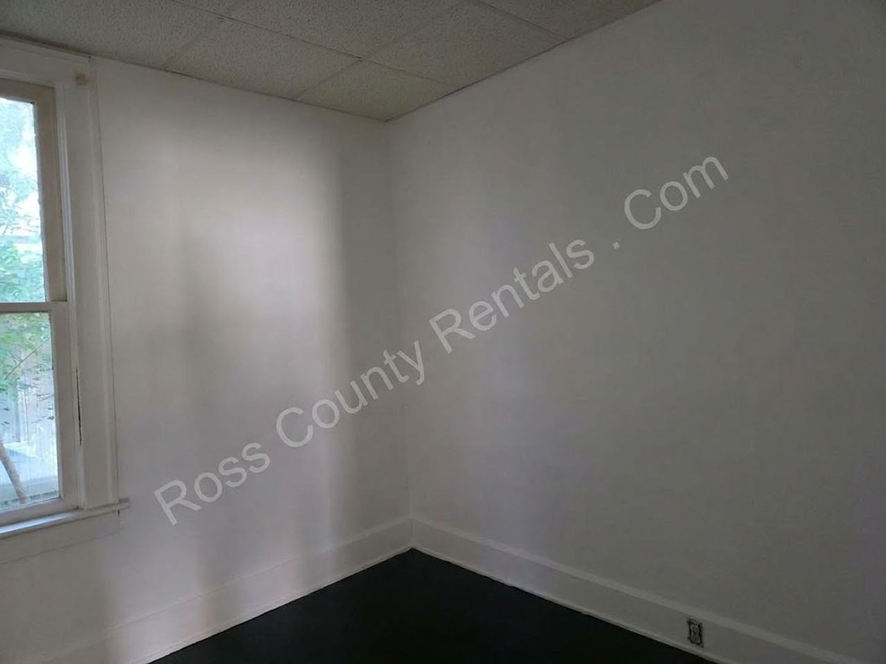 43 S Watt St - Photo 3 of 3