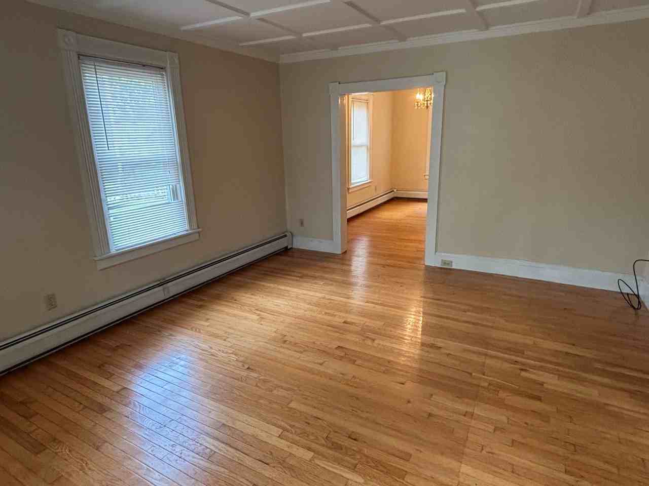 78 Linden St - Photo 4 of 25