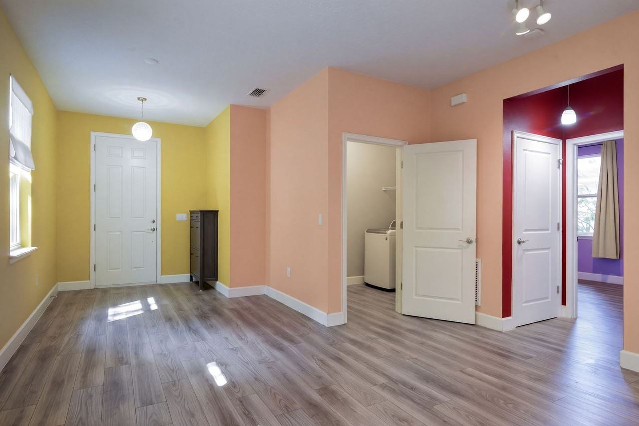 1331 Hickory Ave - Photo 6 of 24