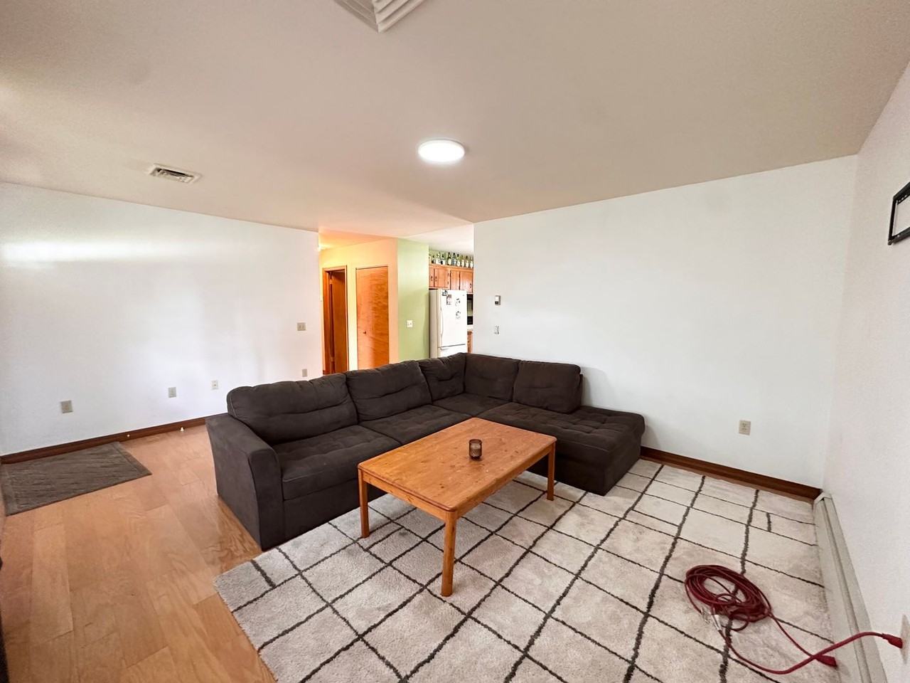 747 Mechanic St - Photo 6 of 25