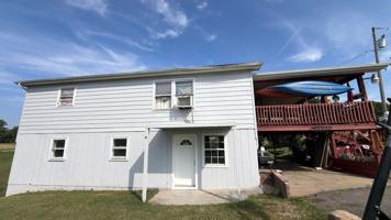 featured image of 111 Max Cloyd Ln