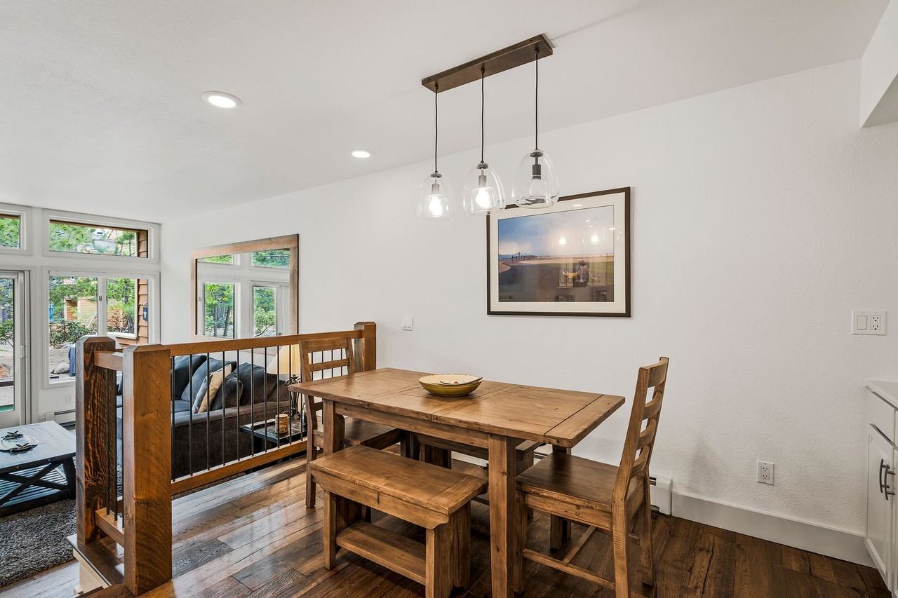 120 Village Blvd - Photo 5 of 18
