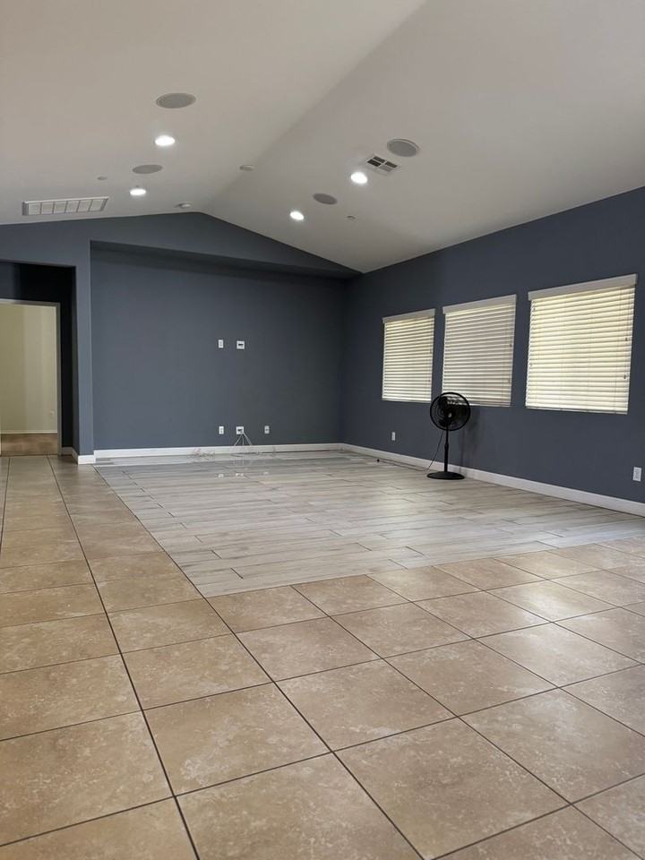 26833 Calico Ct - Photo 2 of 22