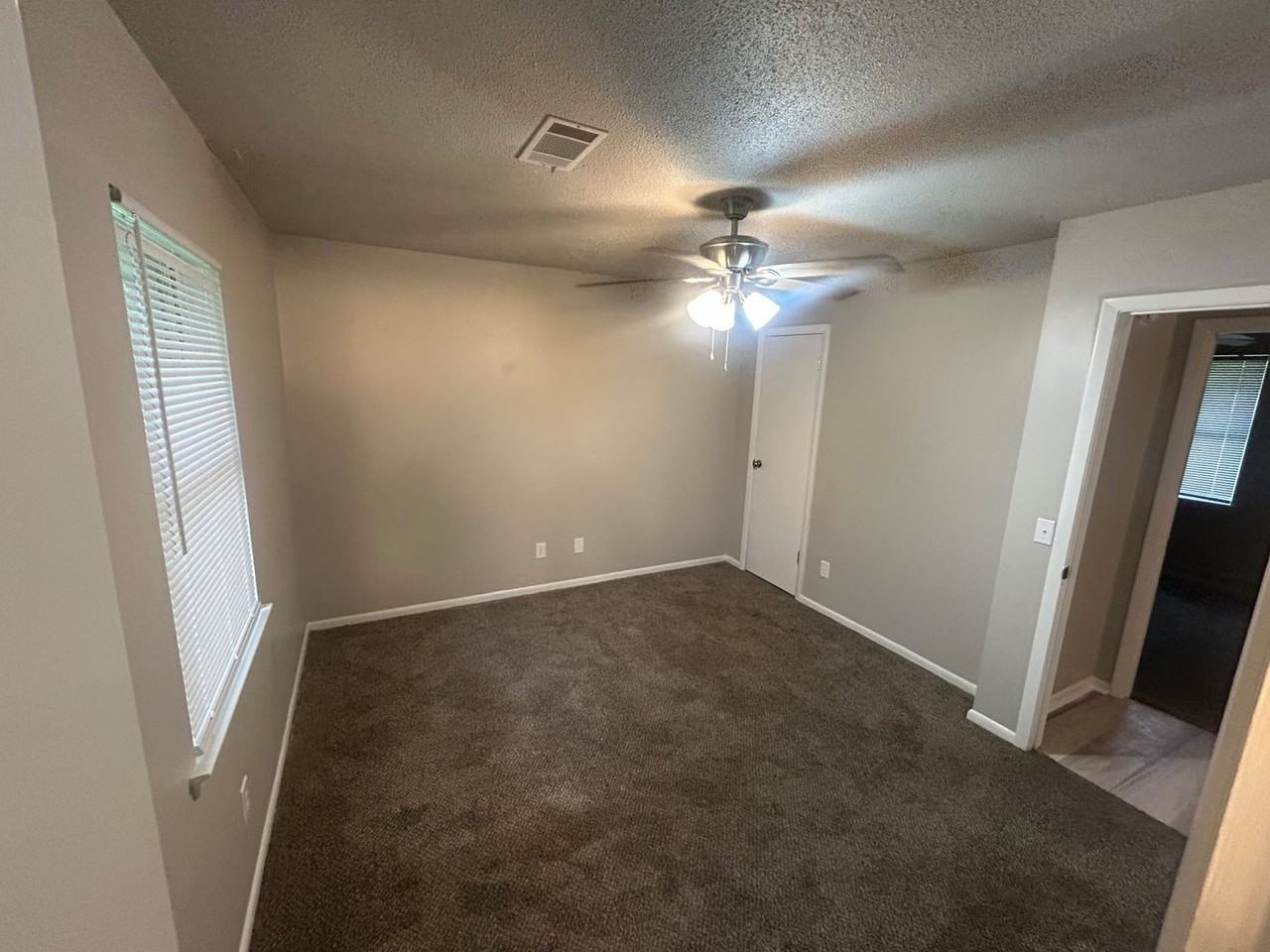 791 Wildwood Dr - Photo 3 of 4