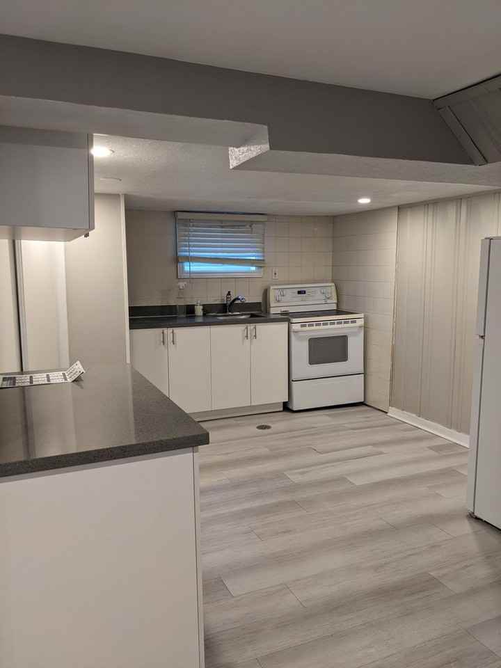 36 Langside Ave - Photo 2 of 11
