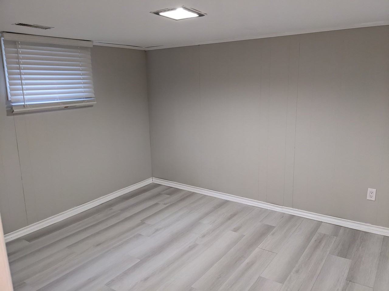 36 Langside Ave - Photo 4 of 11