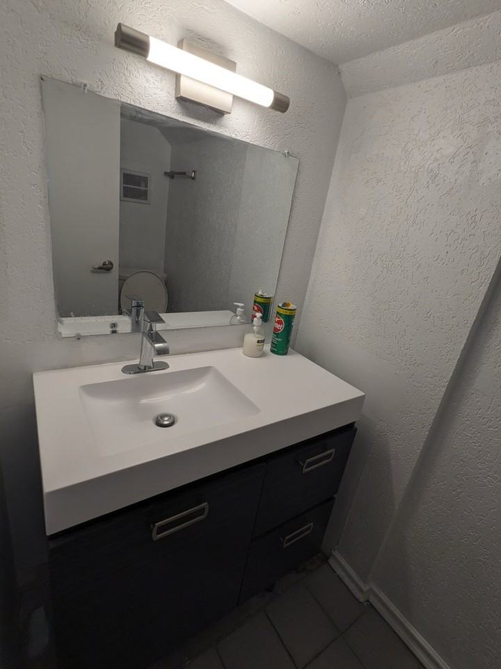 36 Langside Ave - Photo 5 of 11