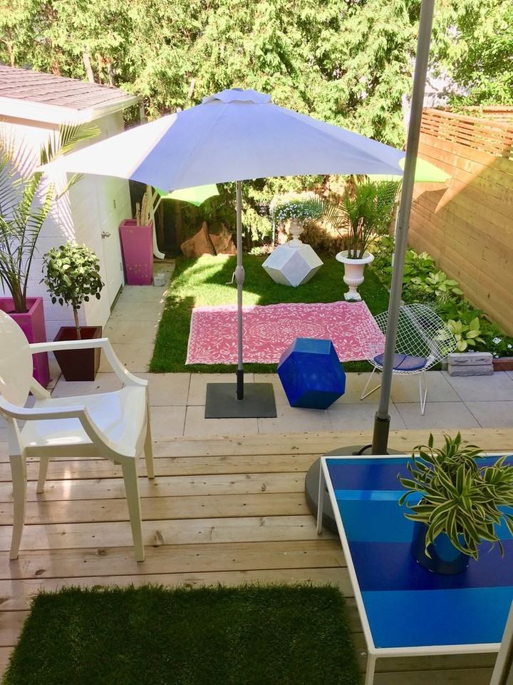853 Pape Ave - Photo 4 of 9