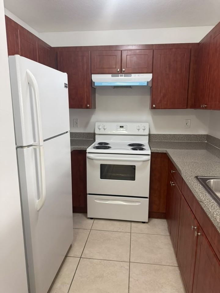 2461 W 78th St #2461-103 - Photo 2 of 16