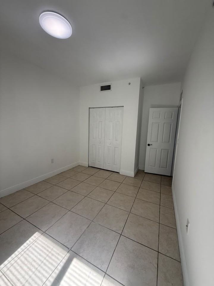 2461 W 78th St #2461-103 - Photo 7 of 16