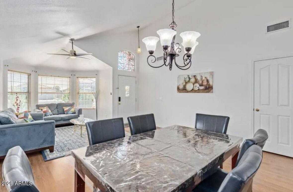 7942 W Kimberly Way - Photo 5 of 23