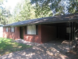 featured image of 826 Englewood Dr