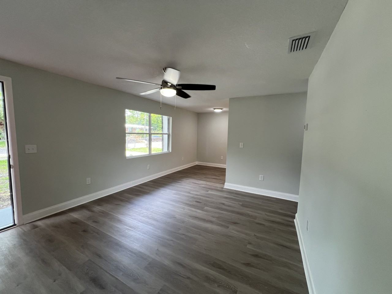 3537 Henrietta St #1 - Photo 3 of 25