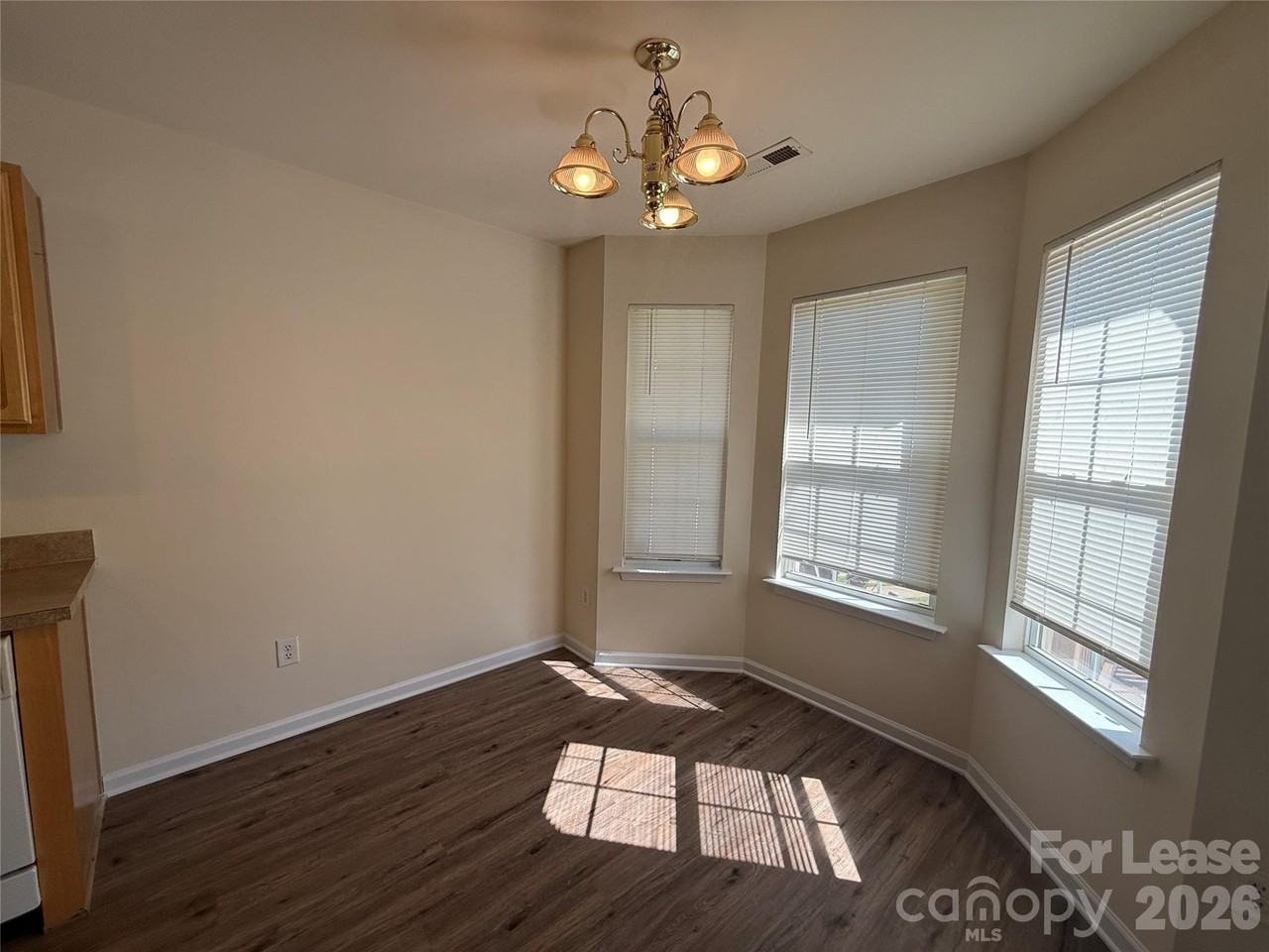 7805 Mcgarry Trl - Photo 3 of 17