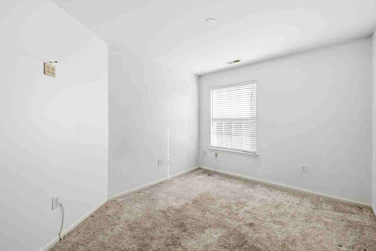 1168 Westbriar Dr #1 - Photo 4 of 16