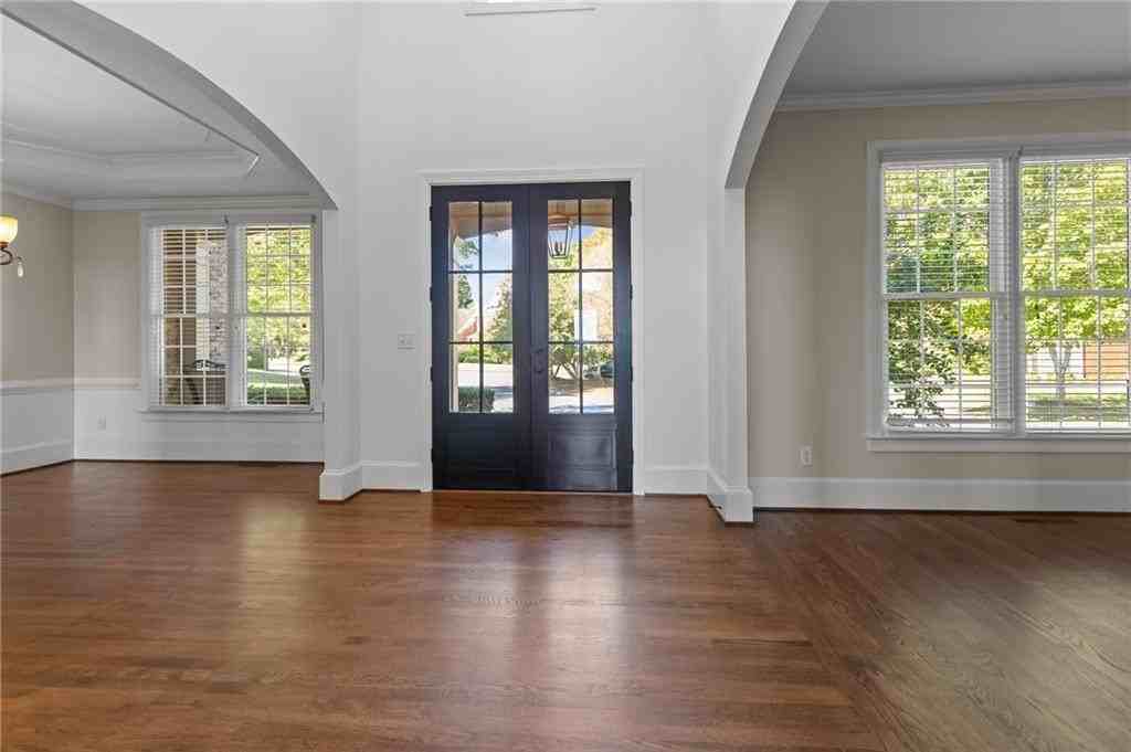 1231 Ellington Ct - Photo 6 of 50