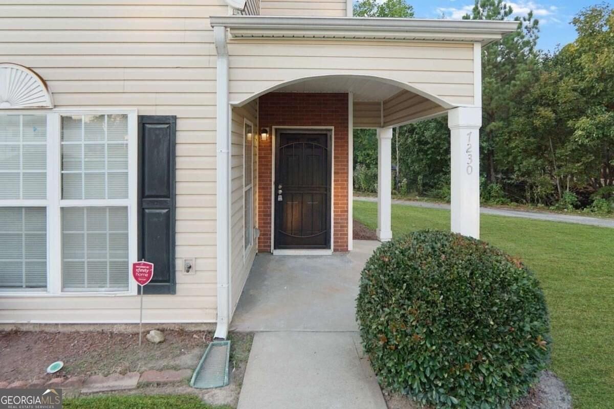 7230 Oakley Ct - Photo 2 of 19