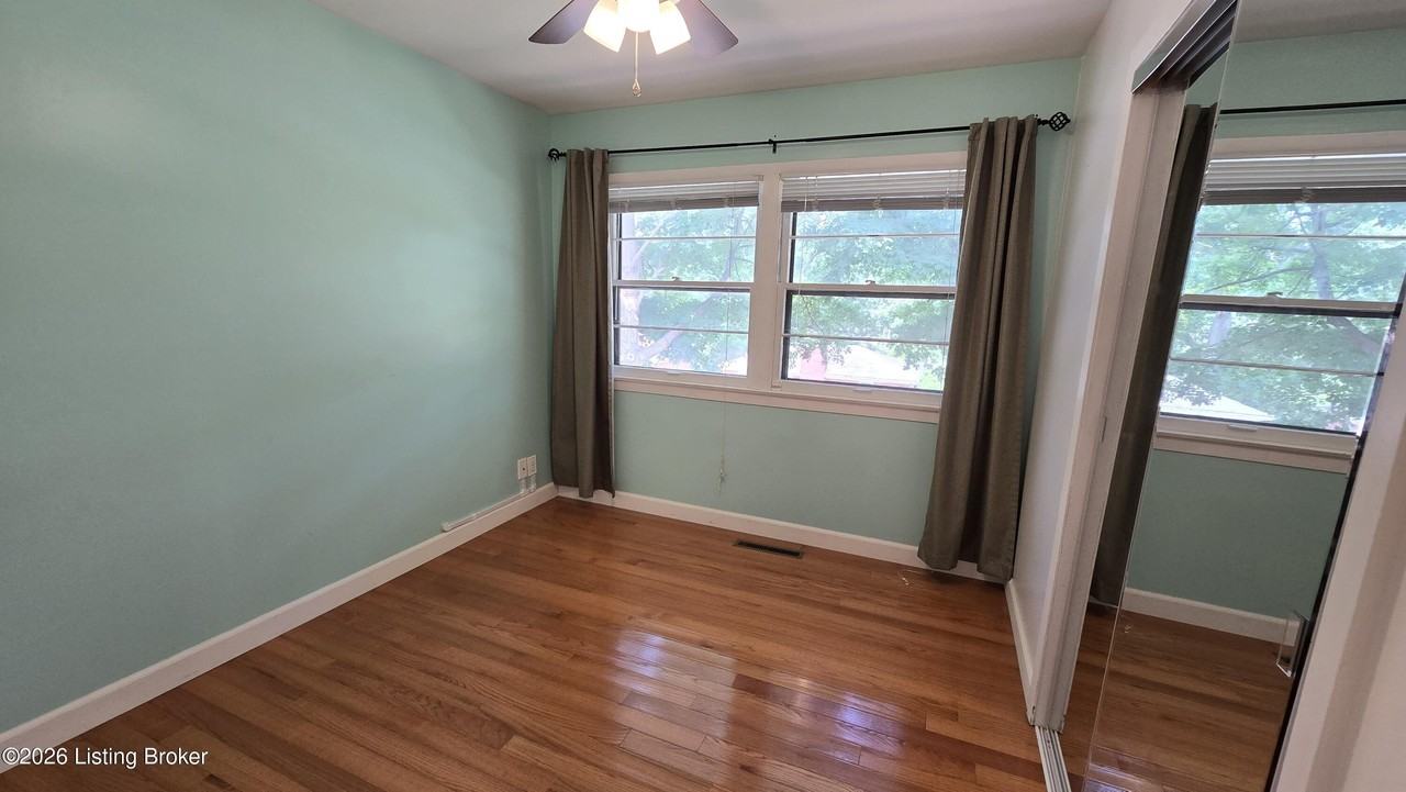 1620 Whippoorwill Rd - Photo 7 of 15