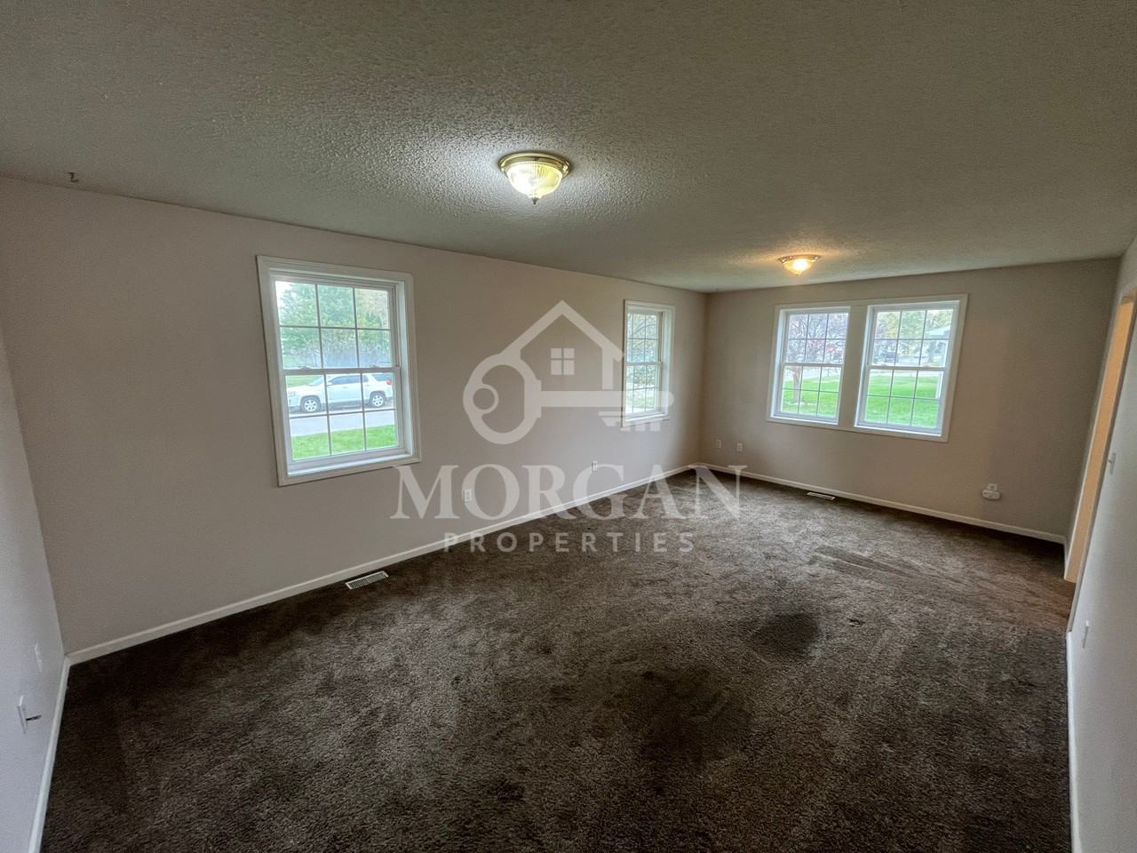 913 W Franklin St #1 - Photo 2 of 6
