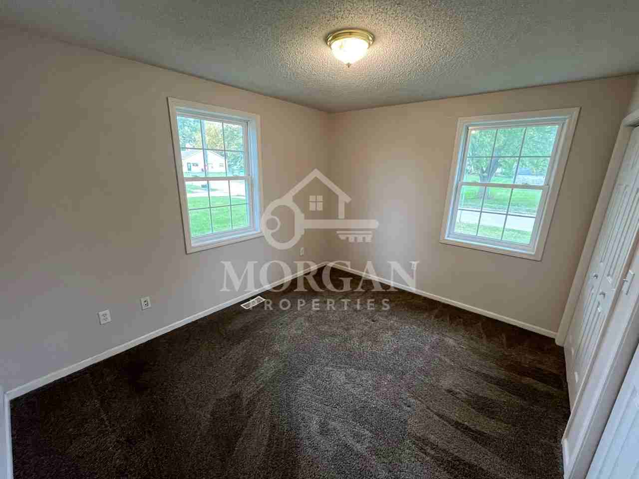 913 W Franklin St #1 - Photo 5 of 6