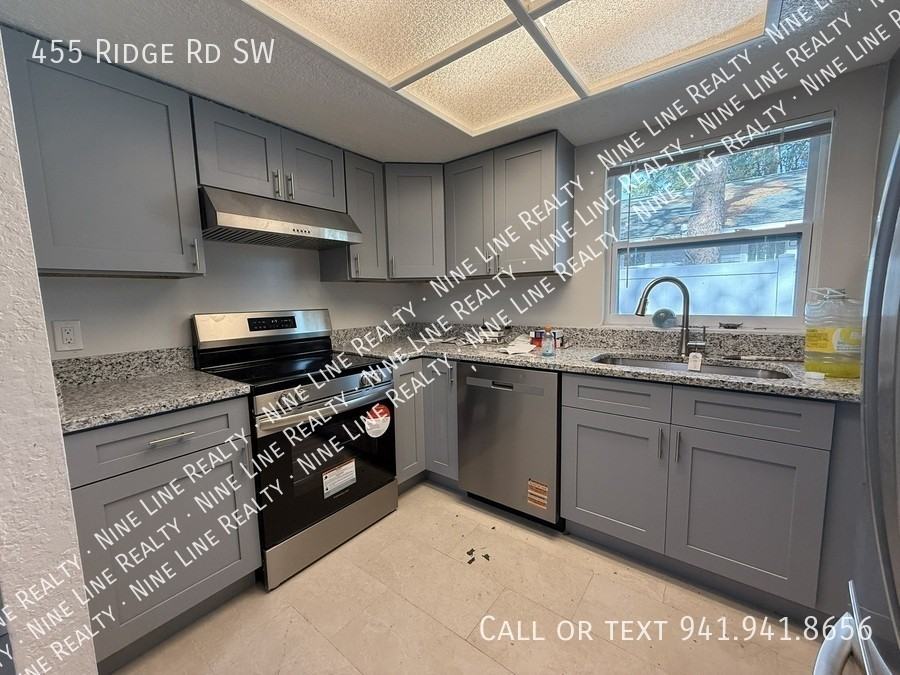 455 Ridge Rd Sw #1 - Photo 2 of 10