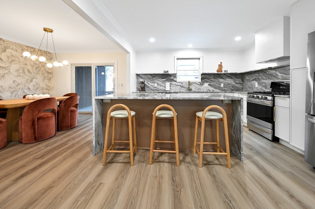 272 39th St #1 - Photo 5 of 43