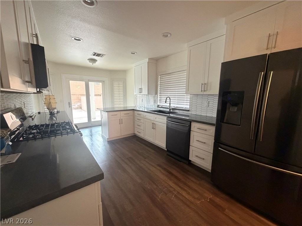3040 Waterview Dr - Photo 4 of 13