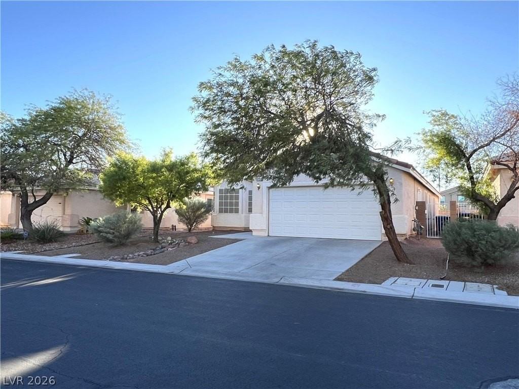 6133 Camden Cove St - Photo 2 of 37