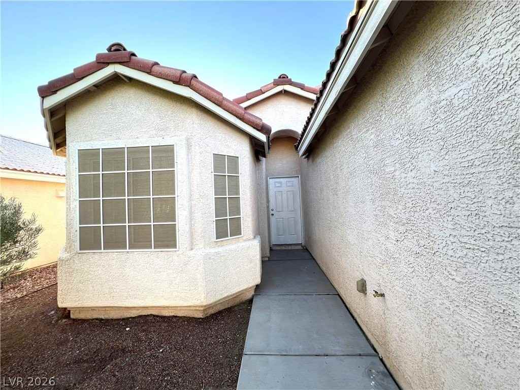 6133 Camden Cove St - Photo 3 of 37