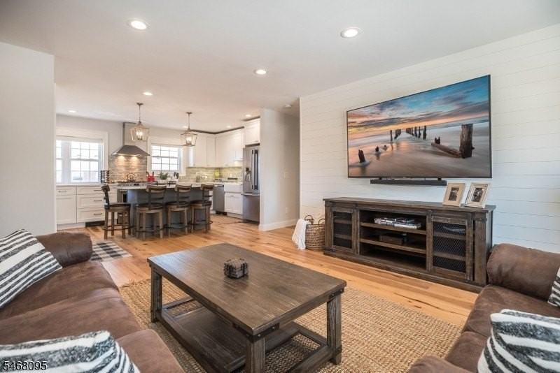 1253 Valley Rd #B - Photo 7 of 16