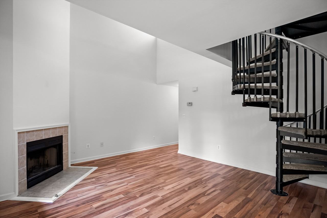 377 Tavistock - 1 #1 - Photo 7 of 26