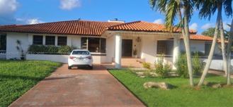 13915 Sw 14th St - Photo 1 of 1