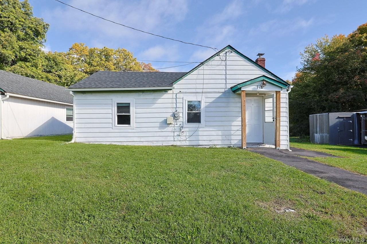 14 Tighe Ave - Photo 2 of 19