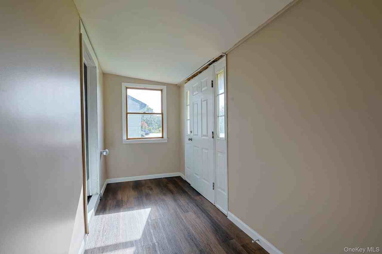 16 Tighe Ave - Photo 4 of 14