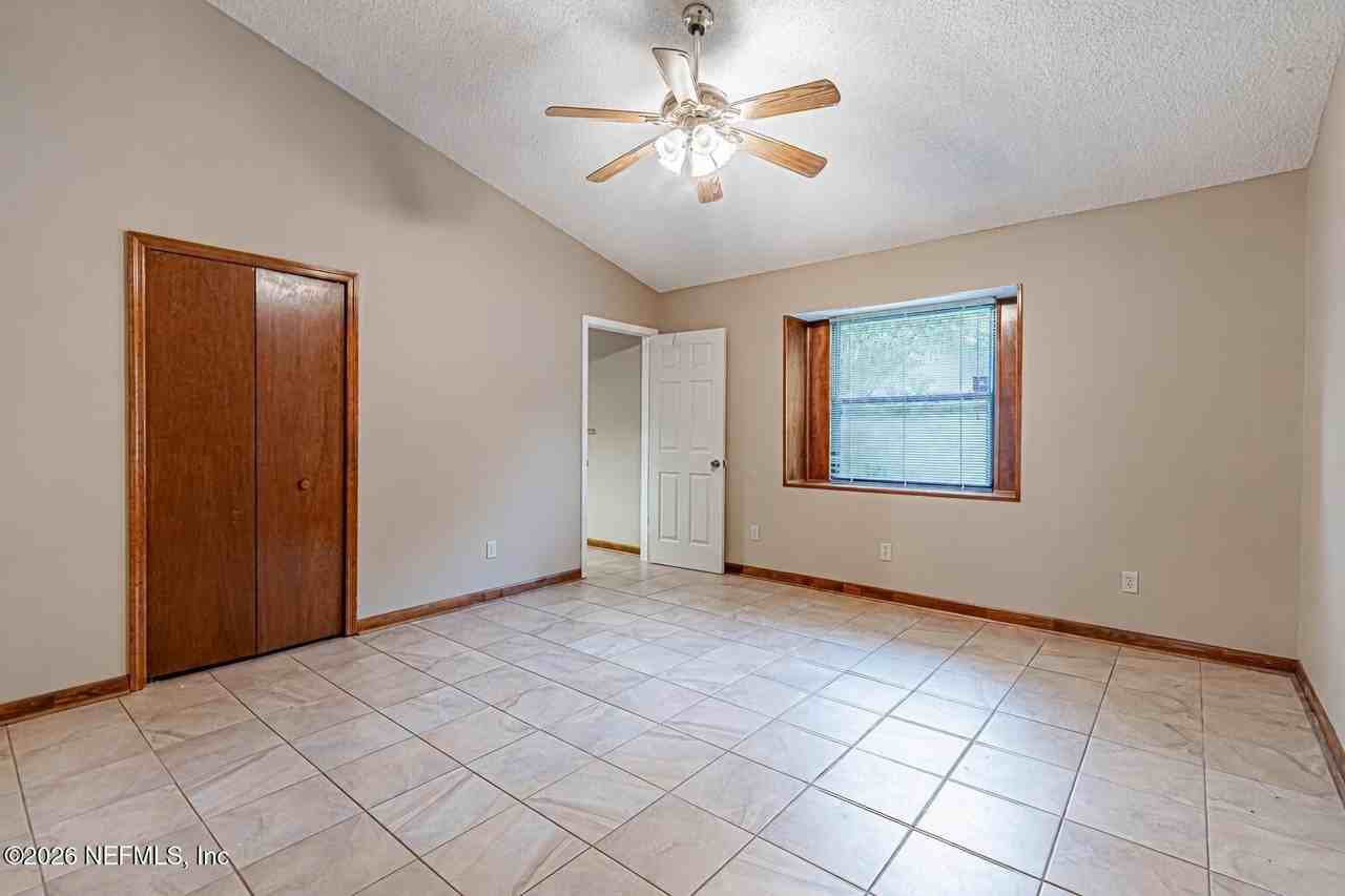 3659 Lumberjack Cir N - Photo 7 of 10