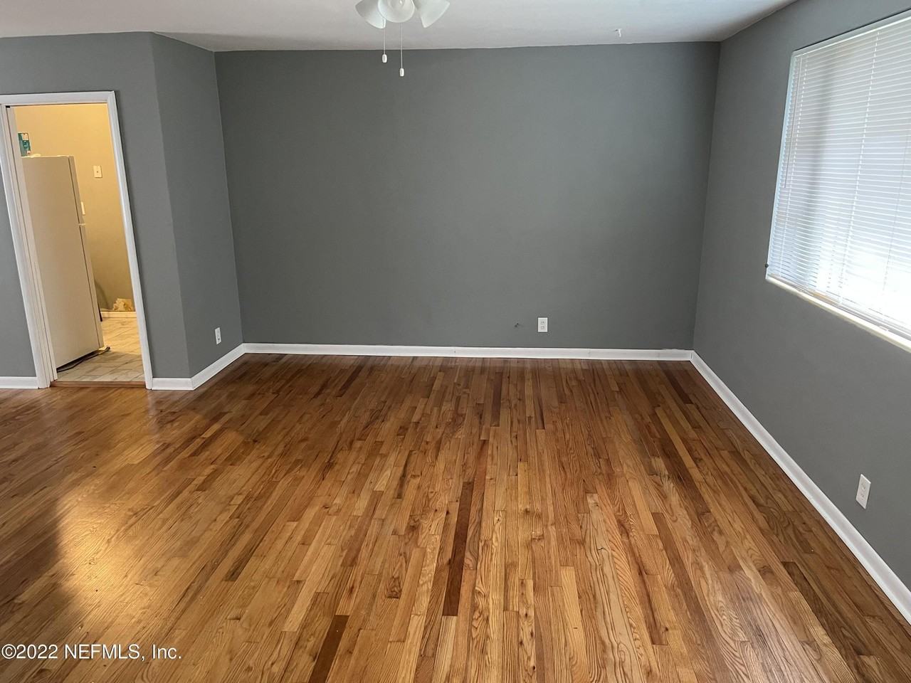 1616 E 26th St - Photo 5 of 20