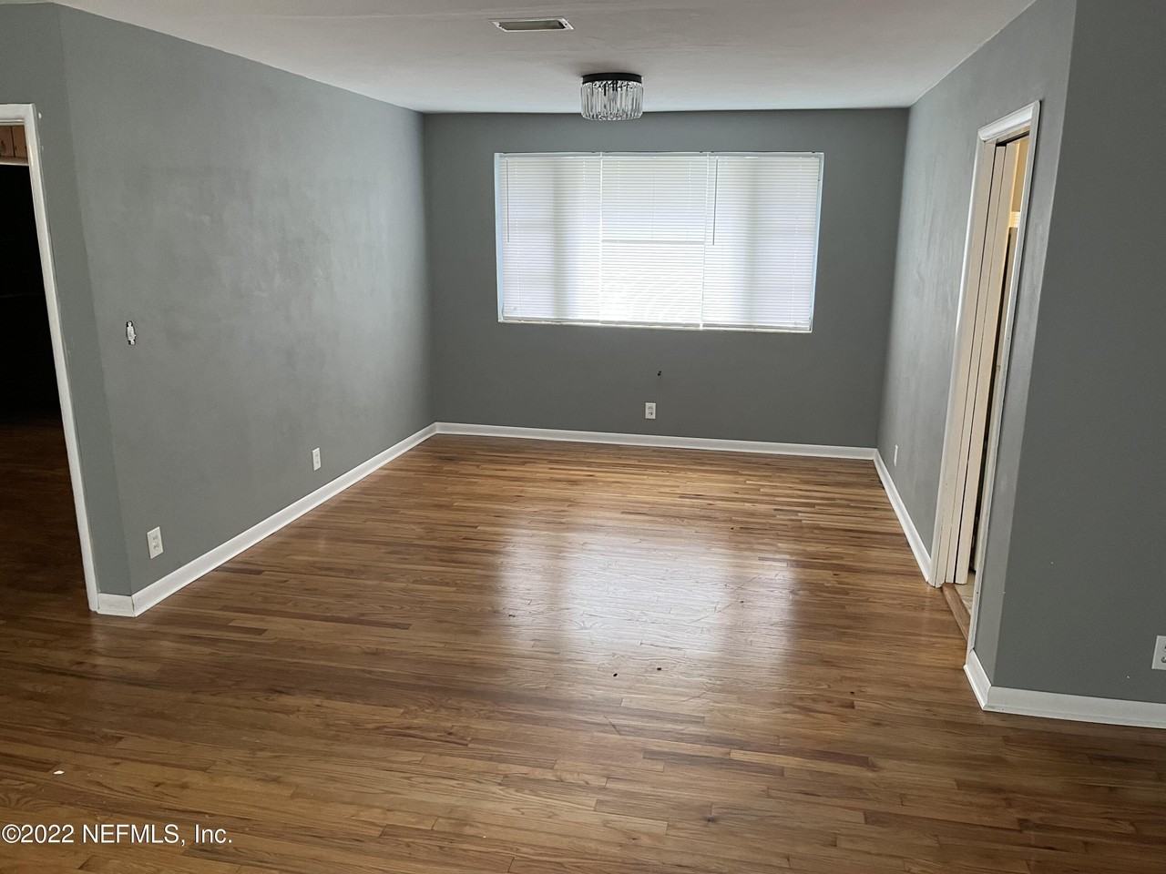 1616 E 26th St - Photo 7 of 20