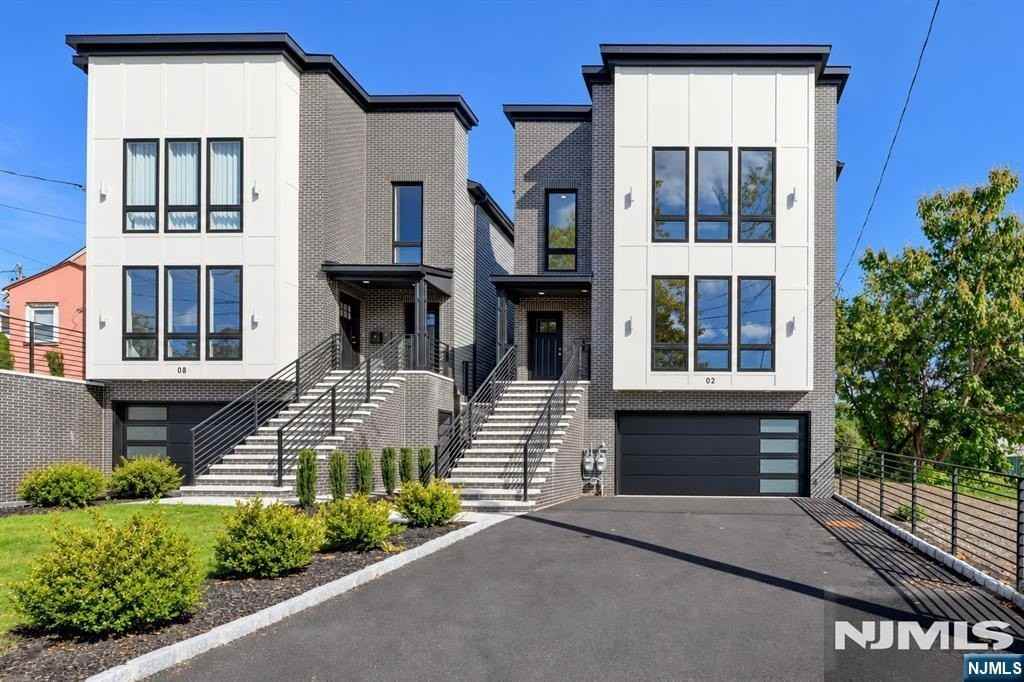 2 Cleveland St #1