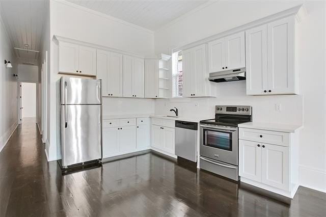 529 S Hennessey St - Photo 3 of 8