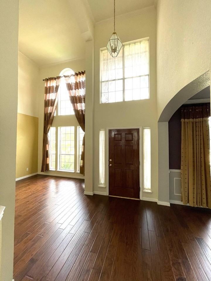 4518 Oak Shores Dr - Photo 3 of 18