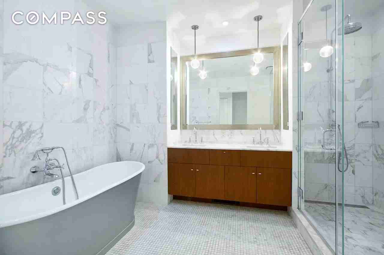 37 Warren St #3C - Photo 6 of 13