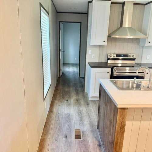 116 Joseph Dr - Photo 2 of 22