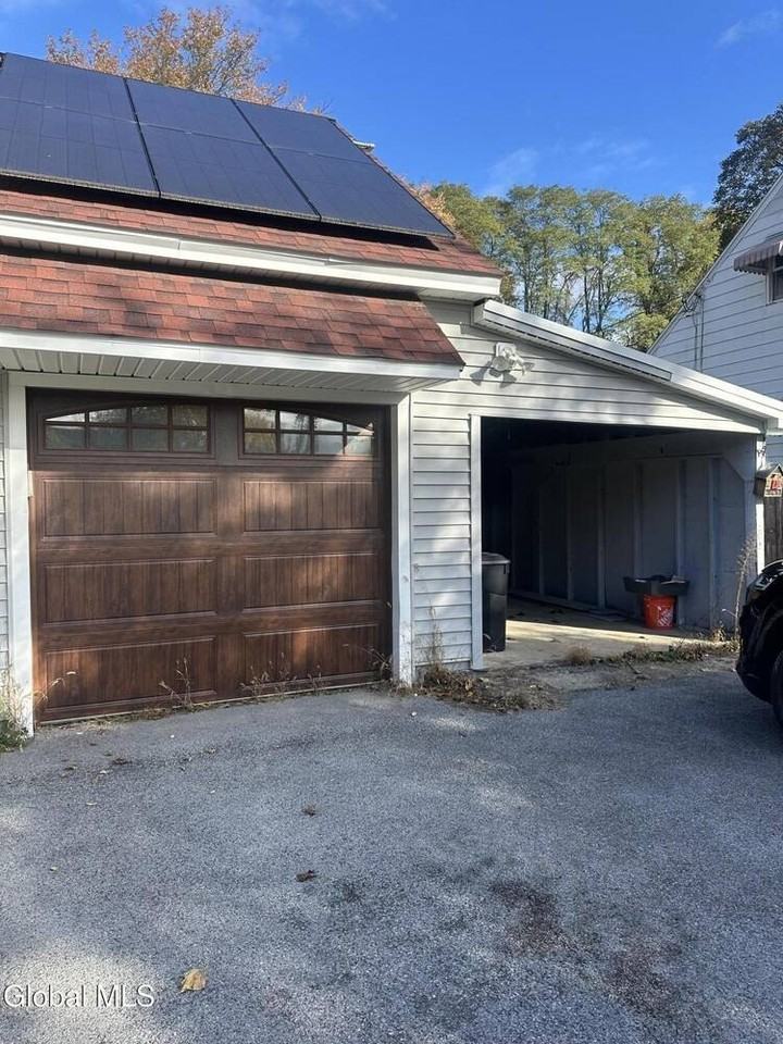 19 St Joseph St - Photo 2 of 18