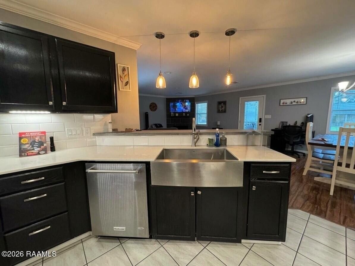505 S Kibbe St - Photo 4 of 26