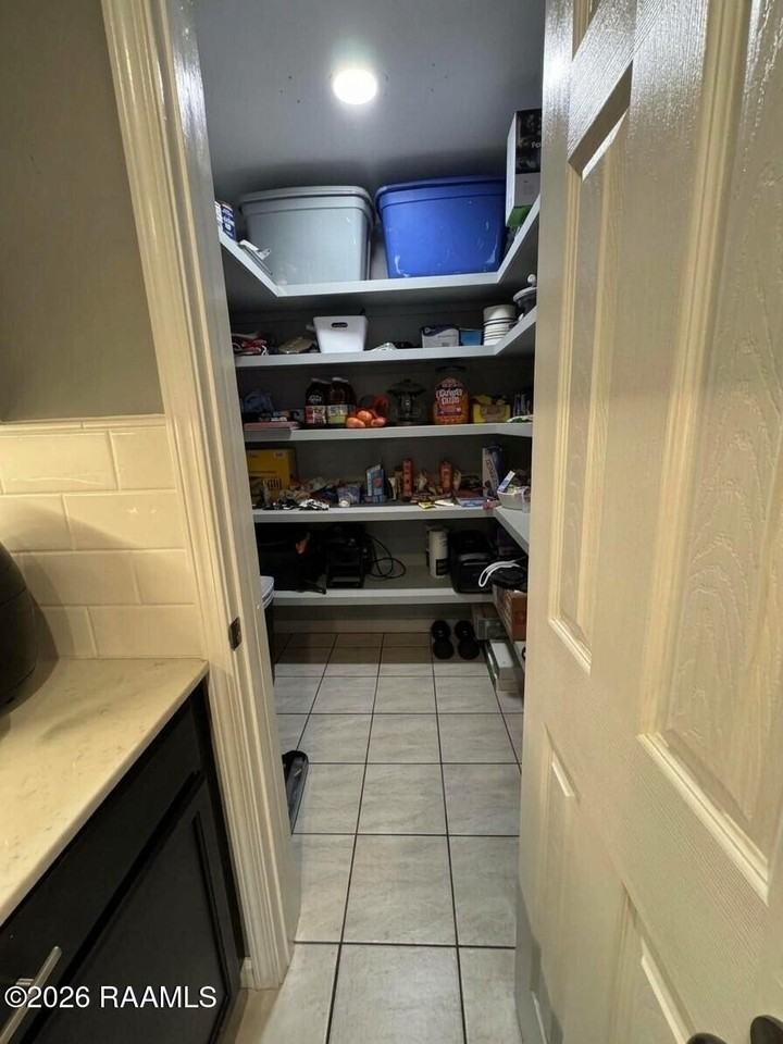 505 S Kibbe St - Photo 7 of 26