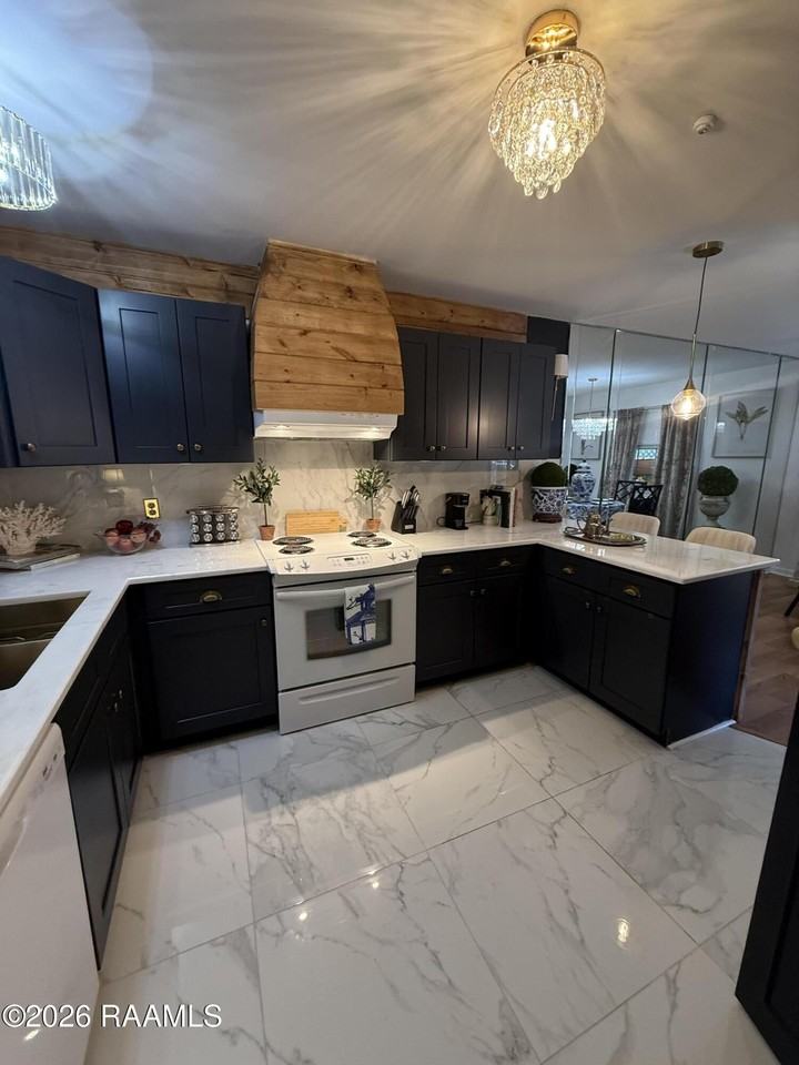 1314 Dulles Dr #A - Photo 7 of 25
